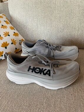 Hoka Men's Athletic Shoes in Light Gray with Black Logo